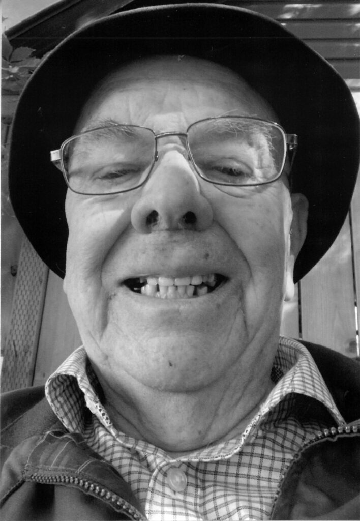 Gordon MacKinnon 1 Gordon MacKinnon