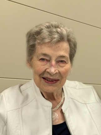 Maurine Willems 1 Willems Maurine picture edited