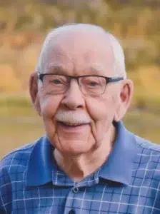 Home 4 Reuben Derksen